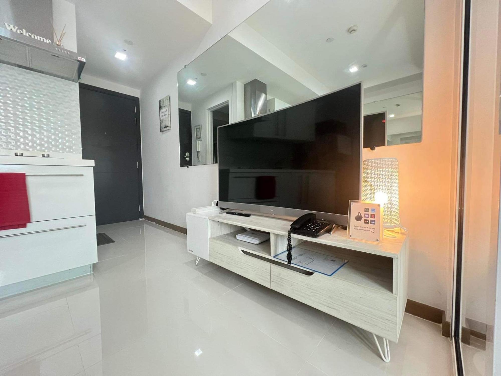 Sakura Apartment Манила Экстерьер фото